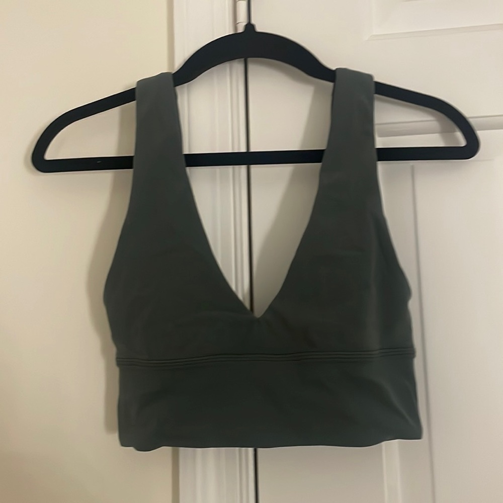 Lululemon green sports bra